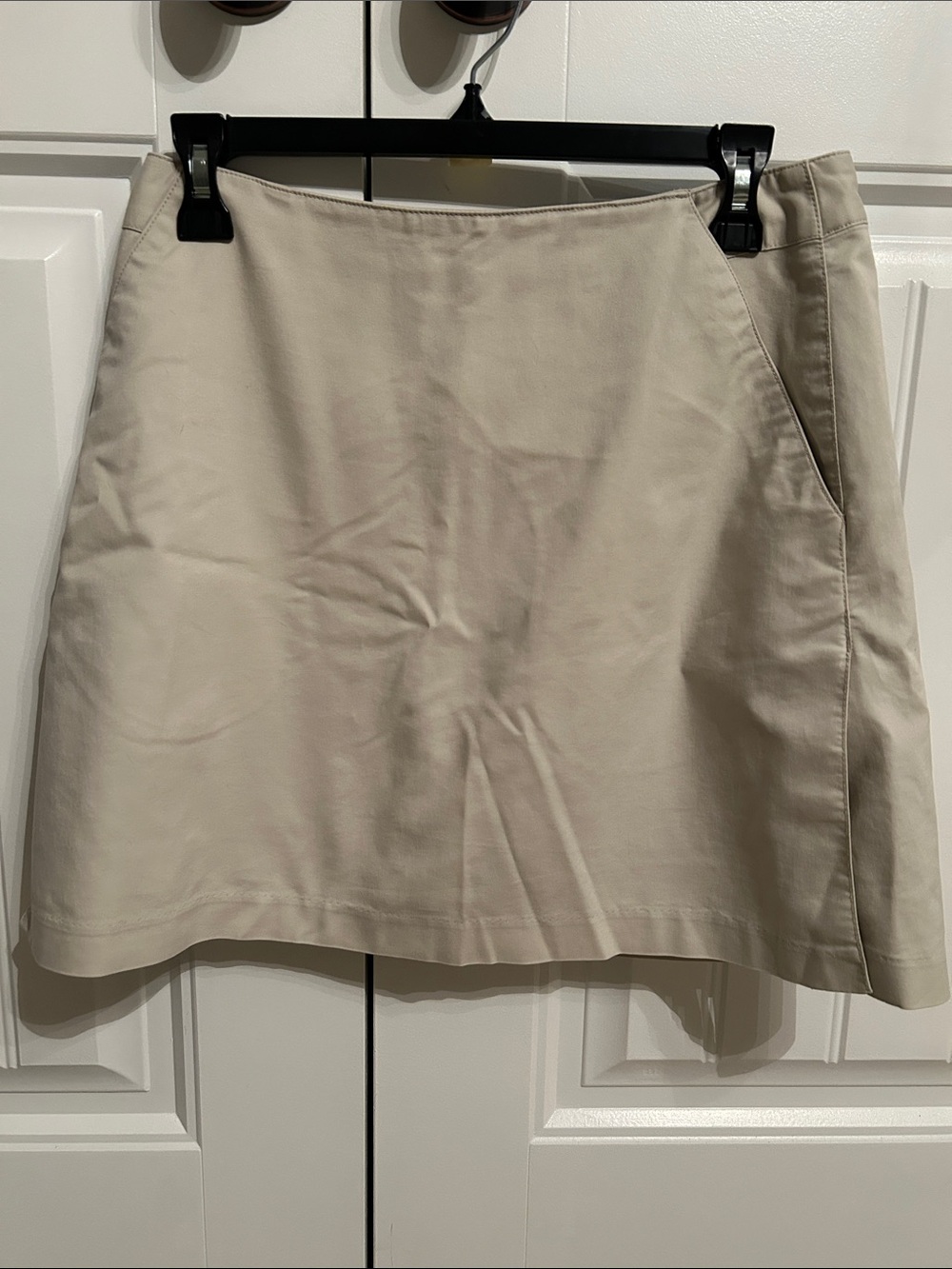 adidas Light Beige Casual Golf Skort with Front Pocket